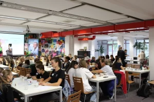 pohled do sálu, žákovská konference Škola a udržitelnost 2024